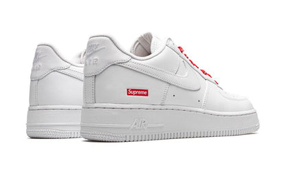 Air Force 1 Low SP Supreme White